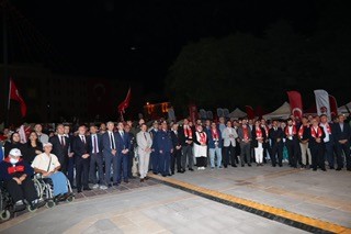 Kaymakamımız Sayın Metin Baskın ''15 Temmuz Demokrasi ve Milli Birlik Günü'' etkinlikleri kapsamında Valilik Meydanı'nda düzenlenen programa katıldı. 